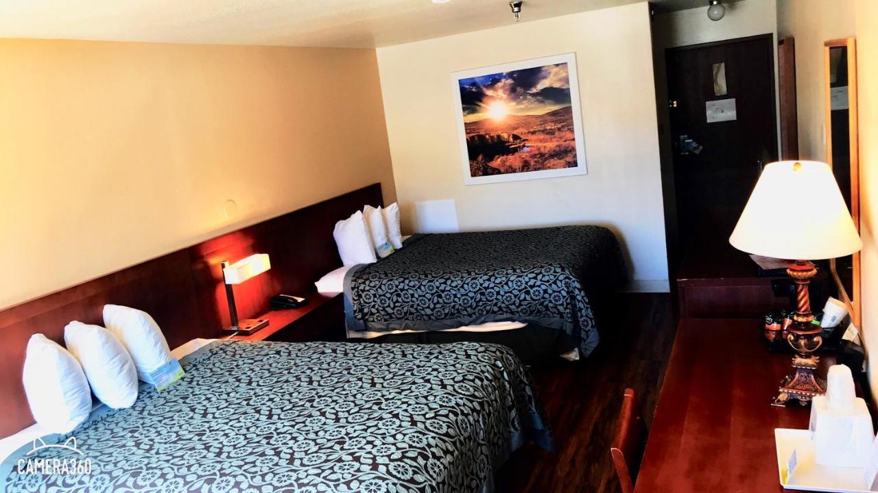 Days Inn By Wyndham Taos Buitenkant foto