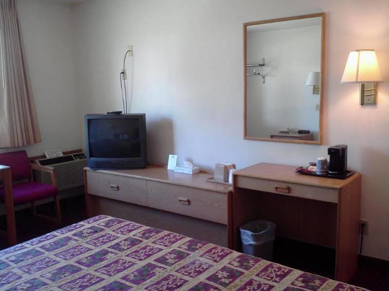Days Inn By Wyndham Taos Buitenkant foto