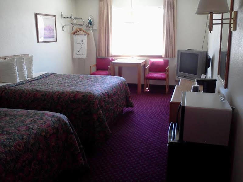 Days Inn By Wyndham Taos Buitenkant foto